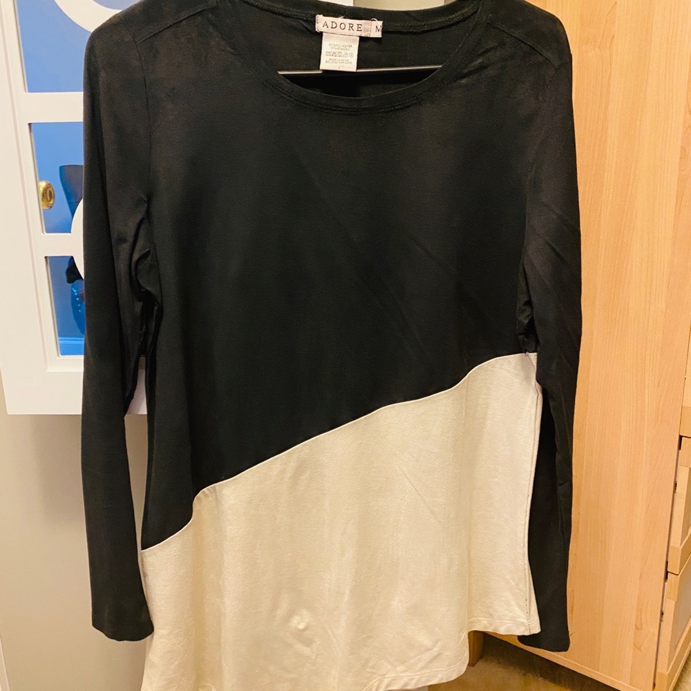 Asymmetrical suede beige and black shirt